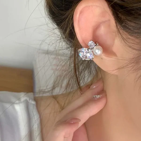 1Pcs Shiny Imitation Pearl Zircon Ear Clip For Women Punk Metal C-shaped Geometric No Piercing Ear Cuff Y2K Jewelry Gift